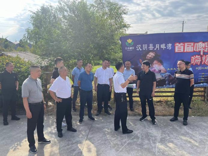 6.土地资源要素保障到位 (8)：县人大李主任调研民康生态园项目具体情况