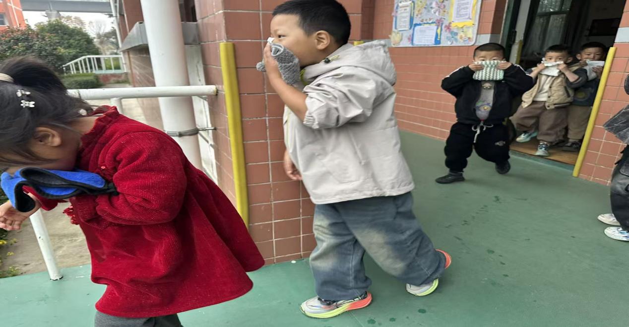 70fe631d6e3dd42328b9e5cd0b492249