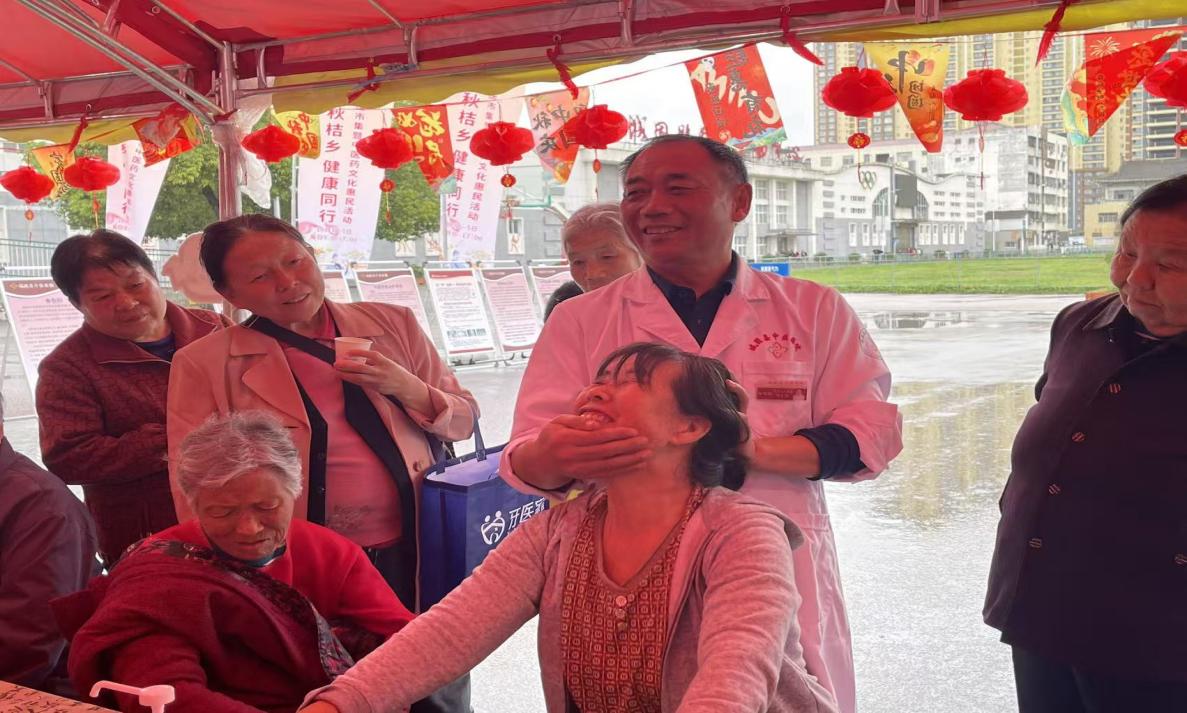 城固县中医医院中医集市预防保健1