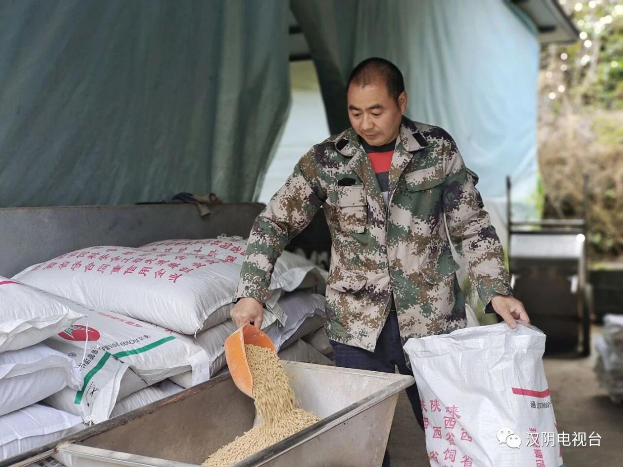 26e1b1ad68860c88286c2a4f92bdad15