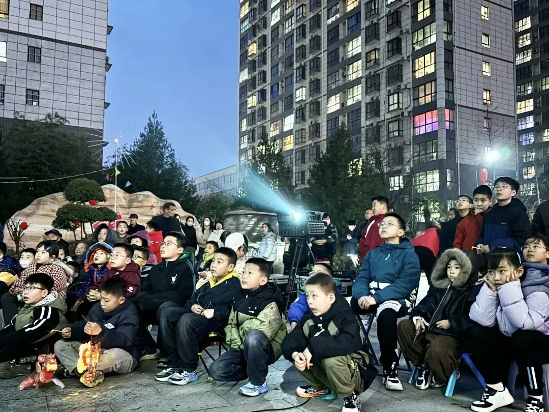 电影放映 (1).jpg