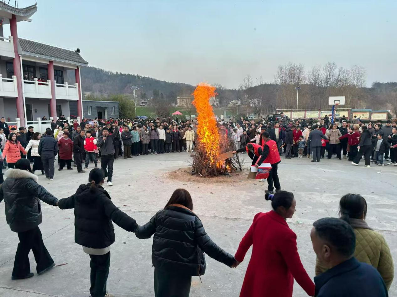 103d9f162f5ac3e2bf40abdf71356d3e