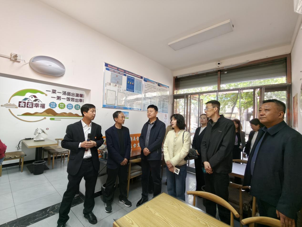 2afbbdd4717bb0a4eeb098d27ded7bc0