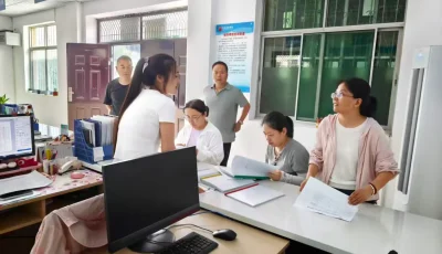 简篇-“线上+线下”齐发力，把养老政策“送”进心坎里——营头镇便民服务中心扎实开展城乡居民养老保险宣传工作